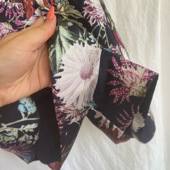 KEEPSAKE the Label Off-the-Shoulder Floral Romper Size Small - Picture 9 of 16